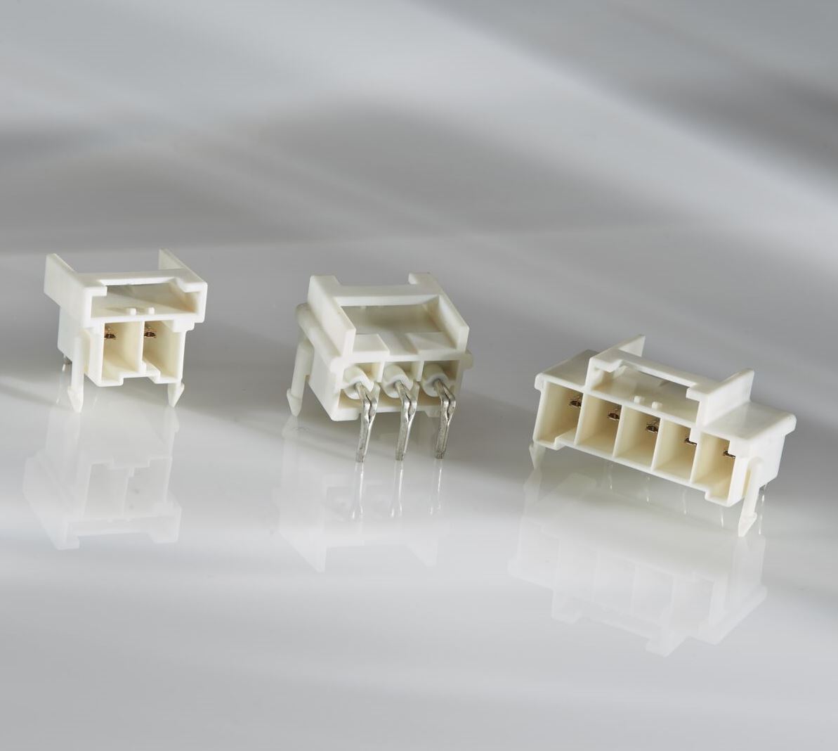 Connector Family Features new Headers for Through-Hole, Printed Circuit Board Applications